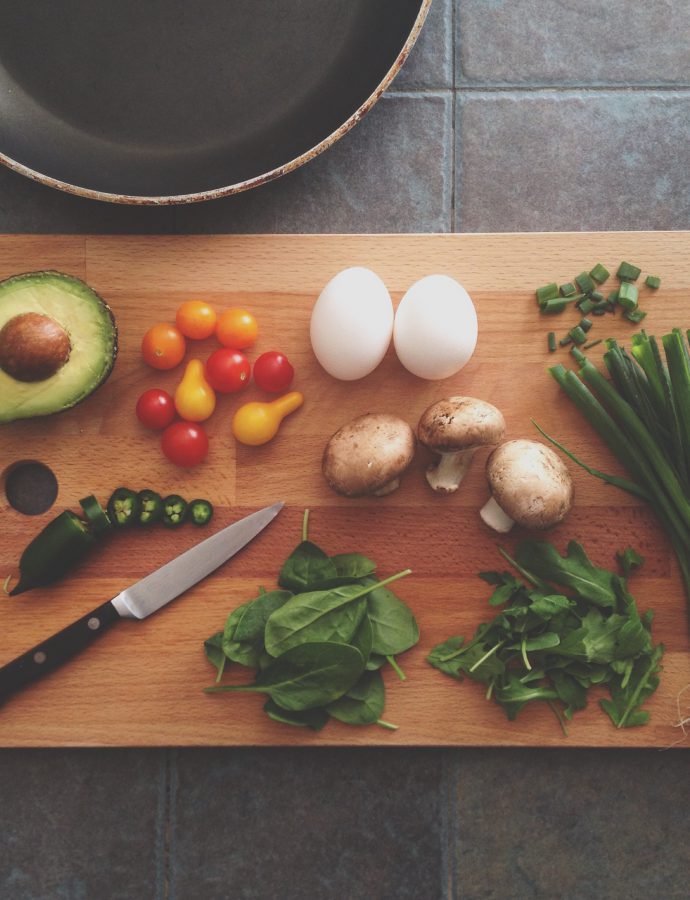 Zelf koken of uit eten gaan? Dit zijn de voor- en nadelen!