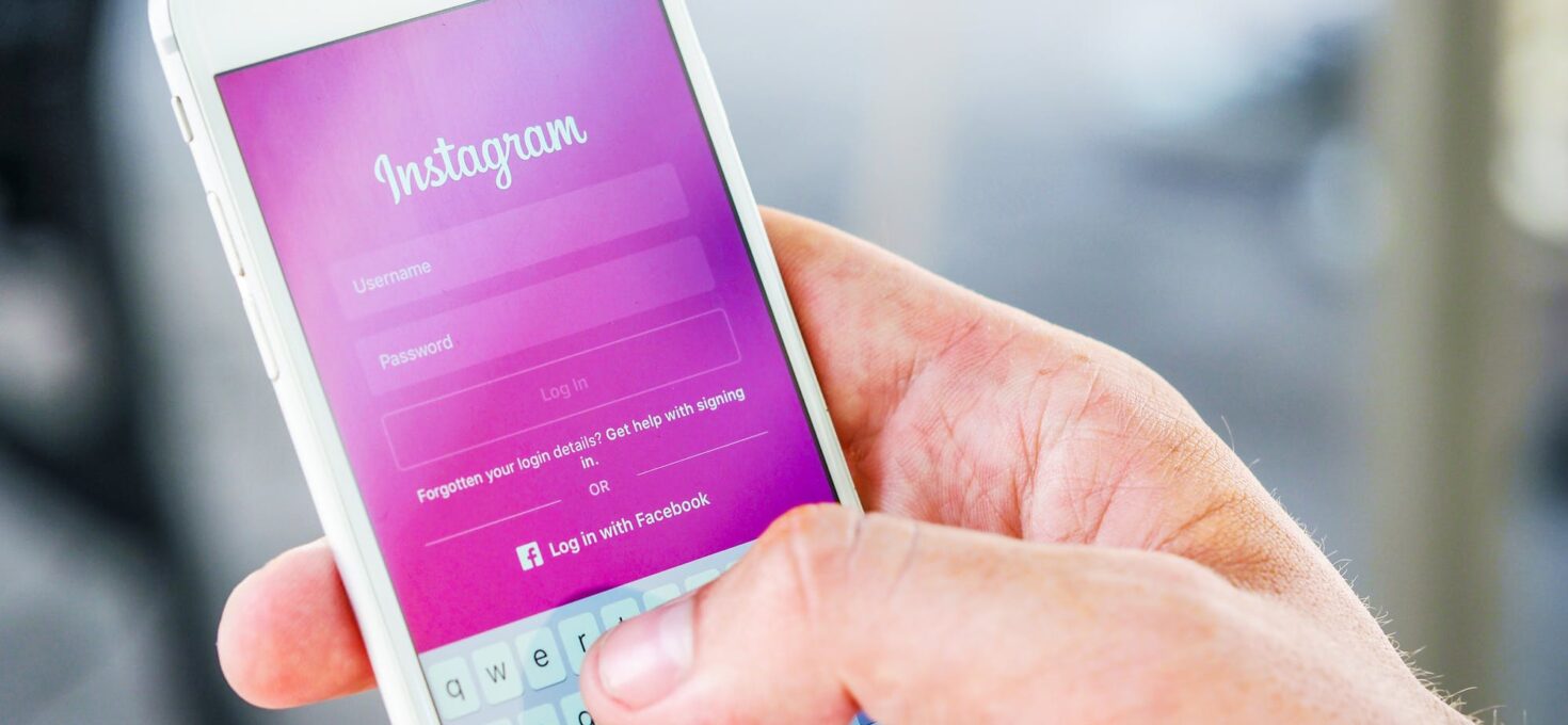 Hoe werkt de invloed van likes op Instagram. Uitleg over het algoritme.